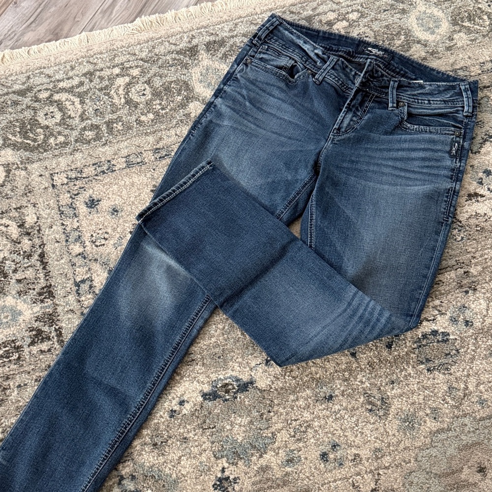 Silver brand Women's Deep Indigo Skinny Jeans